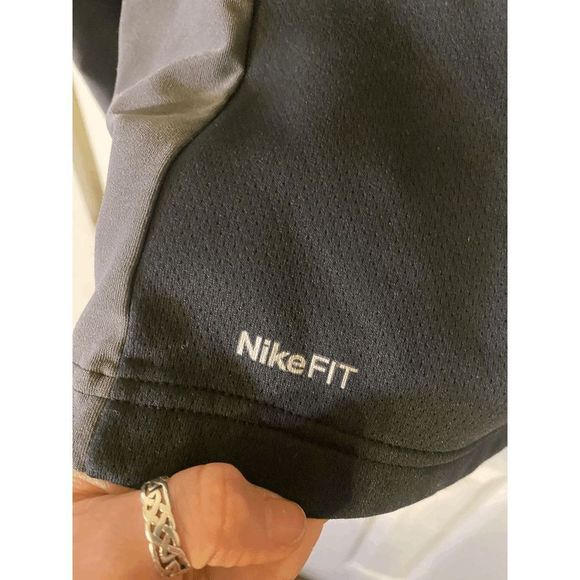 Nike FIT 1/4 Zip Pullover Sweatshirt Mock Neck Black with Gray Swoosh Size Large - Picture 5 of 5